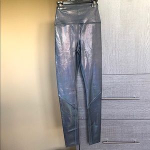 Carbon38 sparkly legging